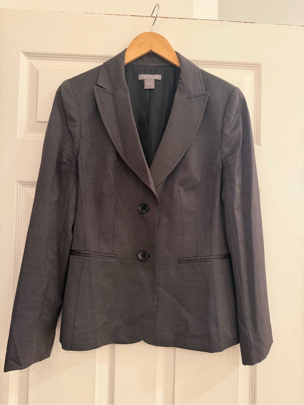 Ann Taylor Gray Tailored Women's Blazer